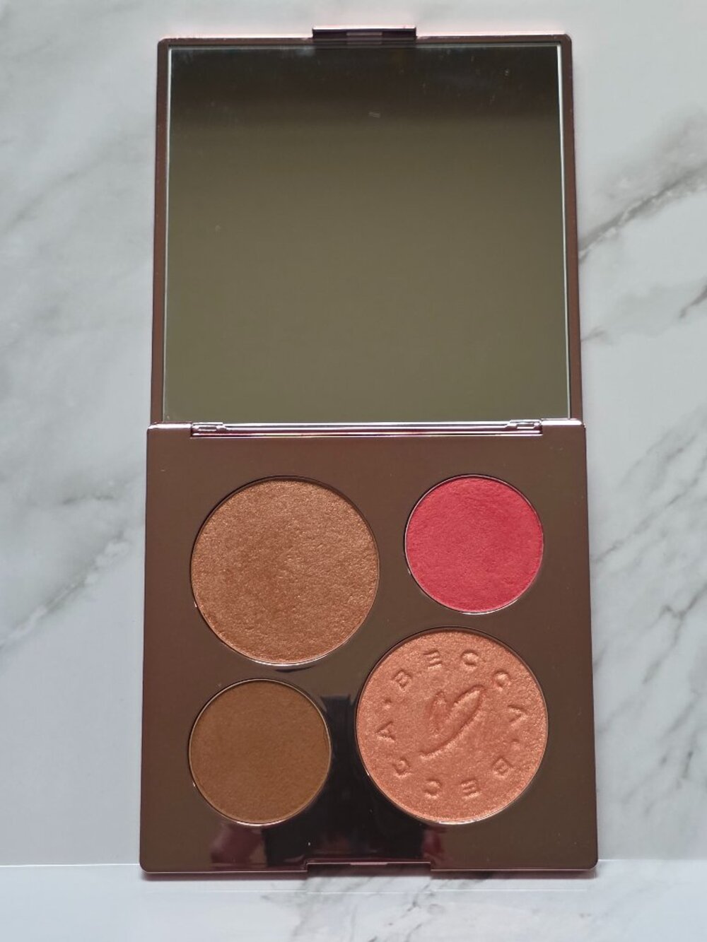 Becca x Chrissy Teigen Glow Face Palette - Picture 2 of 8